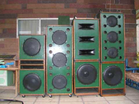 Train To Roots - Running On My Way