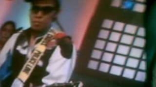 a christmas gift paraluman