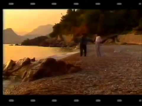 Neda Ukraden & Vlado Kalember - Jos me jednom zagrli - (Official Video 1988)