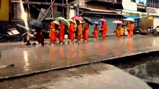 Rudimentary Peni's "The Rain" meets Laos