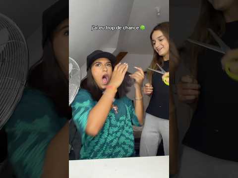 MA PETITE SŒUR ME COUPE LES CHEVEUX !!!! #shortvideo #humour #humoristefrancais