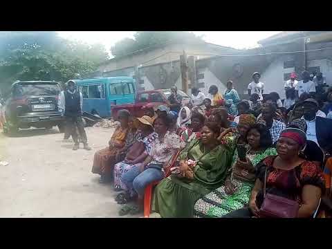 EPO TV le 08/11/23 proche de sont peuplés. Yve  BAPA a communion avec sa base  suivez