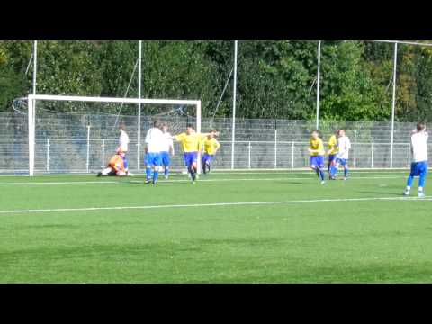 2010-10-01 Gunners B1- Internos B2 4-4 DSCN0853.MOV