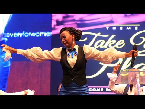 Temitope Oluwadare - Praise and Worship at Discovery For Women Rally