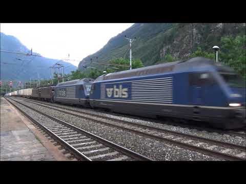 RICORDI DI VARZO (VB) ETR 610 EUROCITY E QUADRUPLA TRAZIONE CON MERCI IN TRANSITO. 22 - 6 - 2014