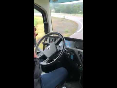 Ride along in autonomous Volvo Trucks platoon