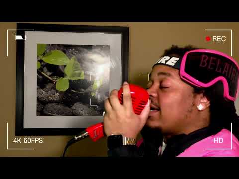 Talk to em tug (live performance)