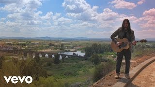 Si Llueve en Sevilla - En Medellín (Badajoz) (Rincones Mi Pequeña Historia)