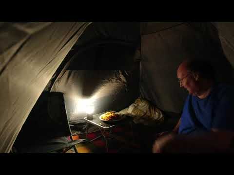 MongoTV_3982 - Min Natmad - Del 1 - Spiser En Stor Portion POMFRITTER i Mit TELT i Stuen og Snakker