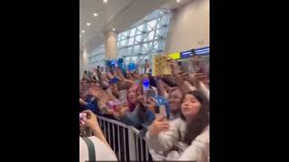 Download lagu Super Junior landing in chile #2 #SuperJunior #Suju #supershow9 #Chile #ELF mp3