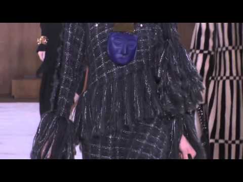 Loewe Fall 2016 Ready-to-Wear PFW