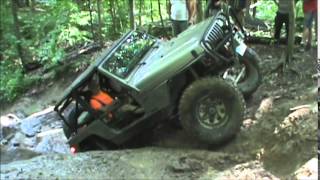 preview picture of video 'Nice Silver TJ Winches on Lower Ravine in Stillwell 8-24-2014'