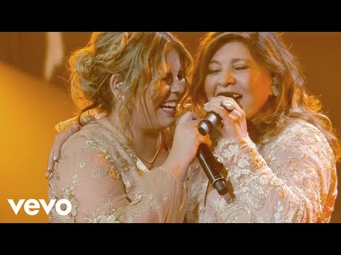 Roberta Miranda - Os Tempos Mudaram (Ao Vivo) ft. Marília Mendonça