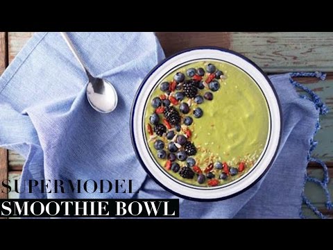 Supermodel Smoothie Bowl | Molly Sims