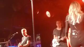 Kelsea Ballerini - Sirens (HD) - Under The Bridge - 11.05.17