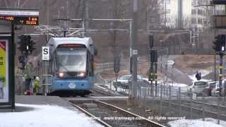 preview picture of video 'SL Tram Tvärbanan, Årstadal, Stockholm'