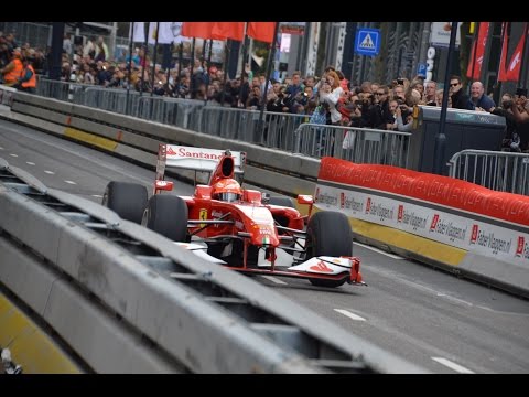 Ferrari Formule 1 & Red Bull Toro Rosso Racing in Rotterdam! LOUD!