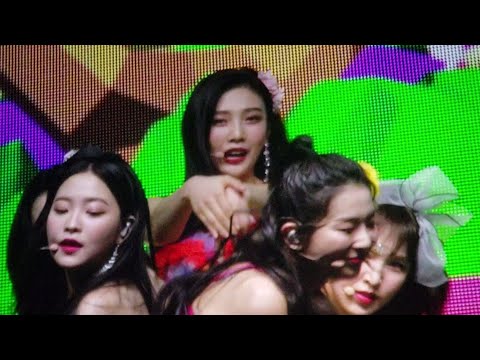 [FANCAM] 190219 Red Velvet 레드벨벳 Lucky Girl @ REDMARE in Toronto