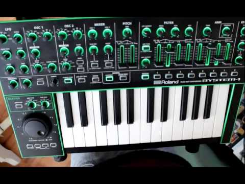 The Big Bonzai Synth Collection Ep. 3.1 Roland Aira System 1