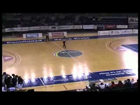 PLATA CLAVIJO,75 - LEYMA BASQUET CORUÑA,61 (15/01/2011 0:00:00)