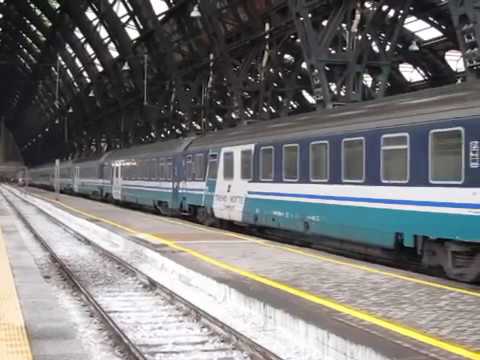 FS Express 1926 Palermo / Siracusa - Milano hauled by E402B at Milano Centrale