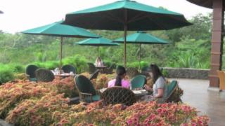 Peter White and Pals visit Costa "Rita"