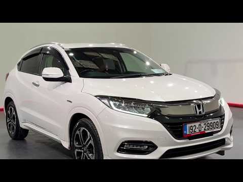 Video of Honda Vezel 1.5 AUTO