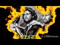 Bee gees embrace