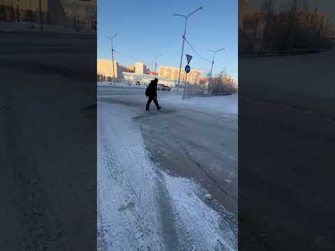 Это Триумф «ЖКХ Якутии». ОЧЕРЕДНОЙ ПРОРЫВ ФЕКАЛИЙ В ЯКУТСКЕ!  #shorts