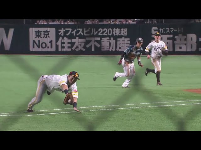 【7回表】ホークス・中村晃 小フライをダイビングキャッチ!! 2018/8/28 H-M