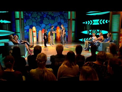 Daar trapt Ian niet in! | Is er Wifi in Tahiti? | VTM