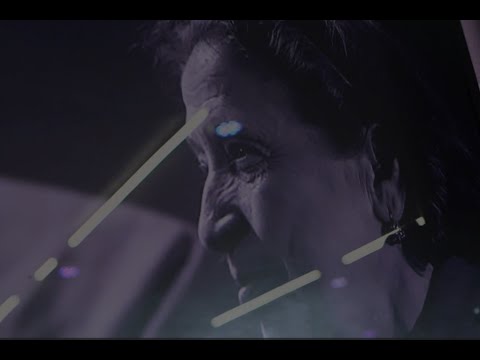 Foltin Jolán emlékére rendezett fotókiállítás megnyitója