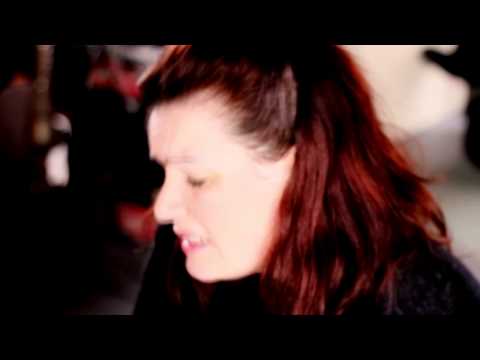 Annette Buckley – Just Like Heaven – The Maple Room Sessions