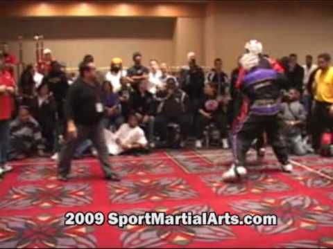 Michael Simmons v Sheldon Wray - Men's team sparring - 2009 Amerikick Internationals