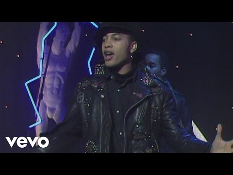 Sananda Maitreya - Sign Your Name (The Roxy 1988)