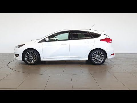 171D25358 - 2017 Ford Focus ST-LINE 1.5TD 120PS 6SPD 16,750