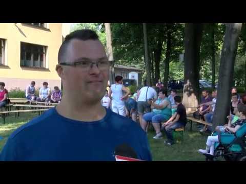 Boks na trawie? "Skoro można, to trzeba próbować".