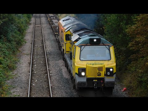 Freightliner 70020 and 66413 "Lest We Forget" open up under Stamford Road working 4M25 - 4/10/20