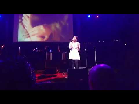 Ilaisa- cover Alabasterbox by Cece Winans  201019