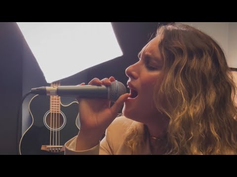 Listen to your heart da Roxette ao vivo no estúdio com Laís Yasmin