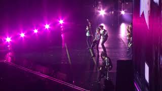 BTS (방탄소년단) Berlin (베를린) - Airplane pt.2 - Love Yourself Tour - Live 2018 -16.10.18
