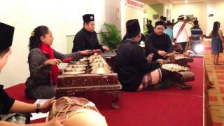 Download lagu Variasi Semboro By Seri Mahligai Gamelan Group Ensemble mp3 Download lagu Variasi Semboro By Seri Mahligai Gamelan Group Ensemble mp3
