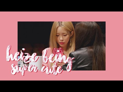 Heize being super cute (190406 - Fansign)