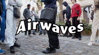 Musik-Video-Miniaturansicht zu Airwaves Songtext von Pashanim