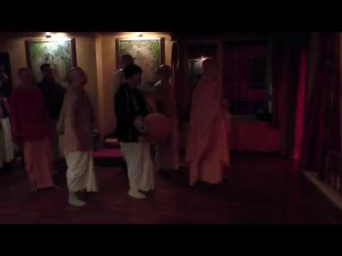 HH Kadamba Kanana Swami - Mangala Arati 13.3.2015