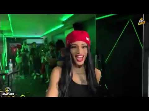 LA MENOR QUEEN X Onguito Wa