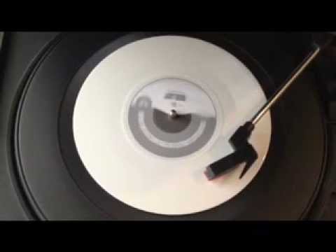 Colin Giles meets Victor Rice - Dub Lady (45rpm vinyl) B-side