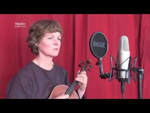 Mairi Campbell Performs Darling Don't Be Silent