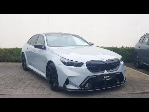 BMW M5 Saloon - Image 2
