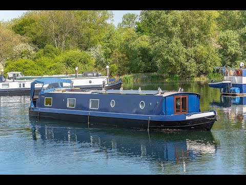 £94,950 Collingwood 57 Widebeam Belfrey Hare Contact thamesboatsales@tingdene.net Tel: 0118 947 7770